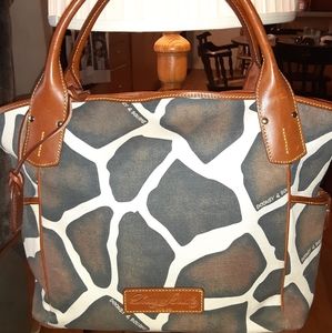 Beautiful Dooney and bourke tote